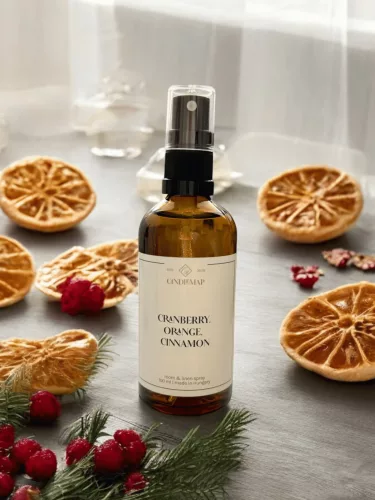 Cranberry, orange, cinnamon - sprej na izbu a bielizeň  100 ml